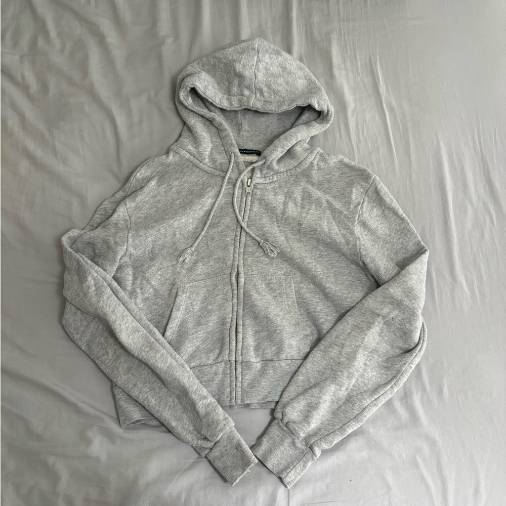 Brandy Melville grey cropped zip-up hoodie